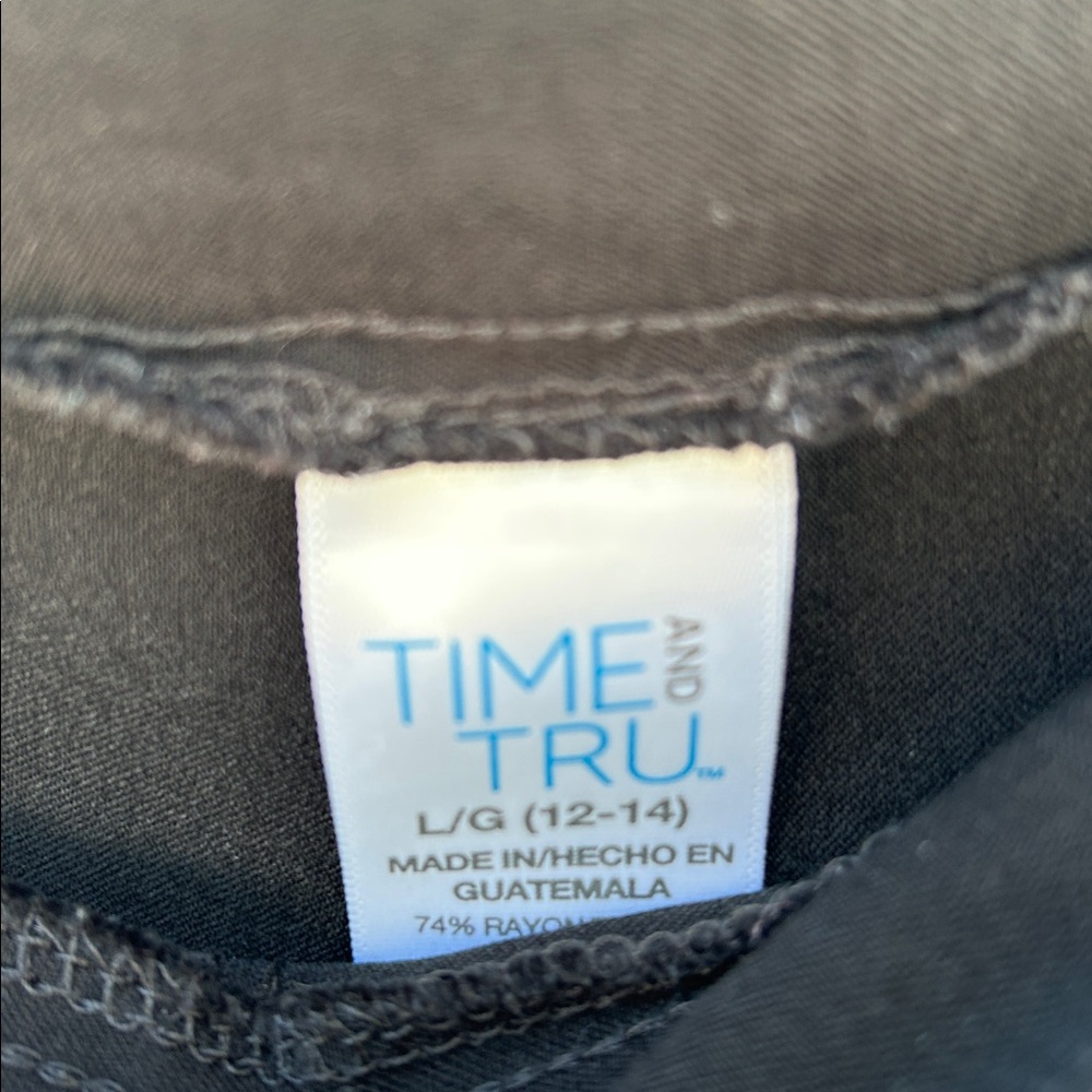 Time and Tru Millennium Bermuda size Large 12-14 black - Picture 11 of 11